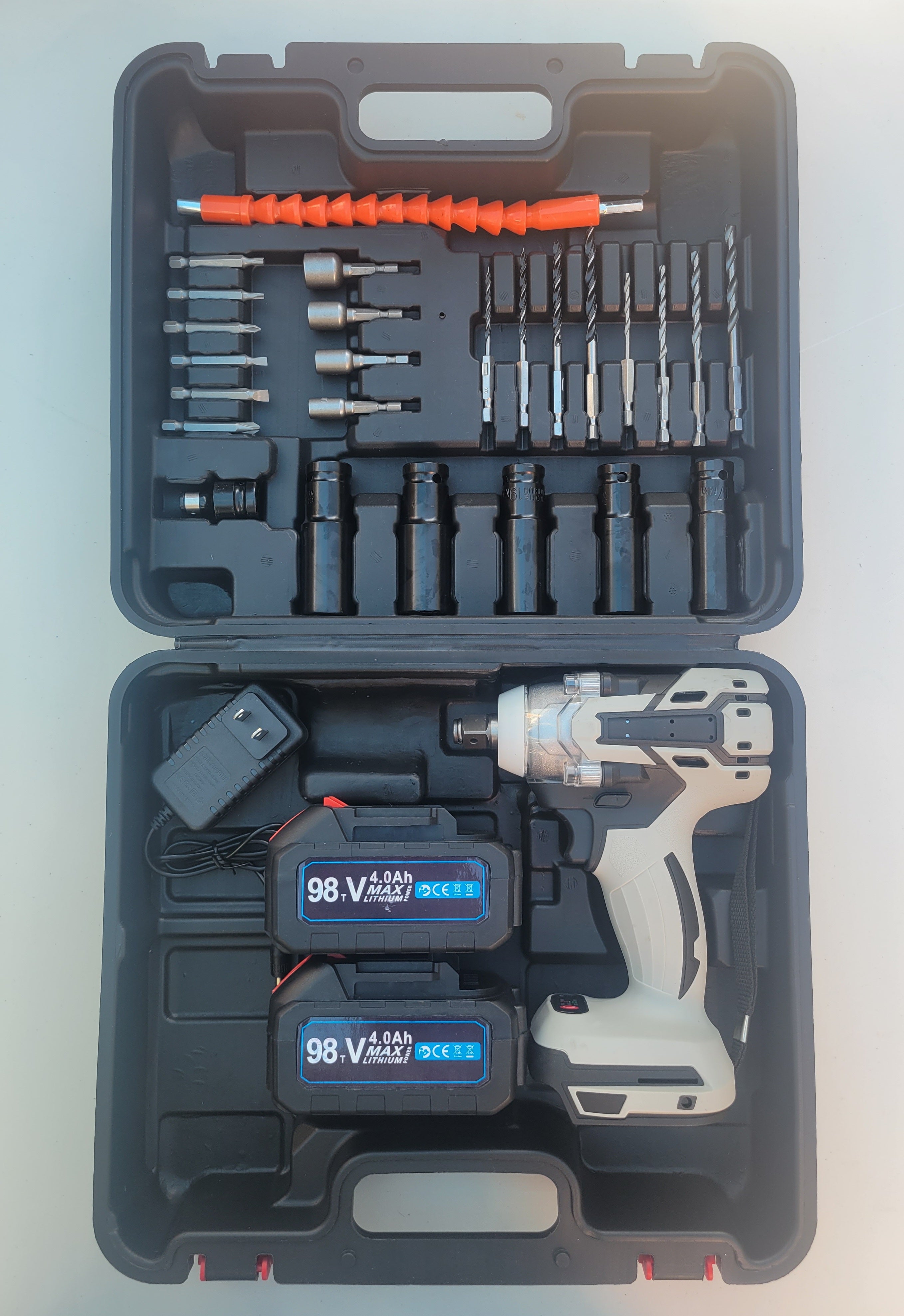 Pistola de Impacto Inalámbrica o Atornillador de Impacto (Kit Completo)